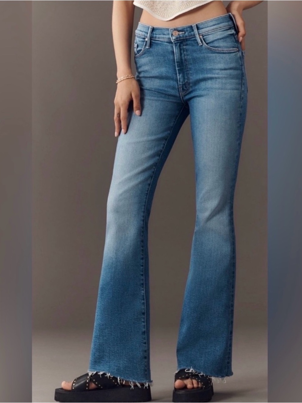 MOTHER The Weekender Fray High-Rise Flare Jeans